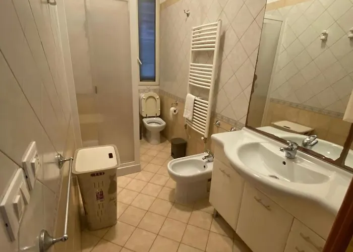 Giulia And Apartament *
